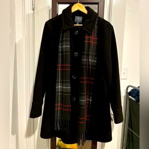 Women’s black pea coat